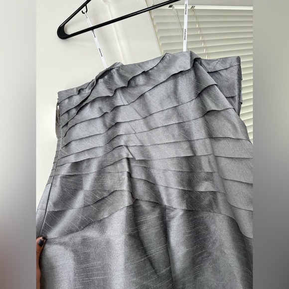 Donna Morgan Formal Silver/Grey Strapless Dress, size 14, NWT - Picture 5 of 15
